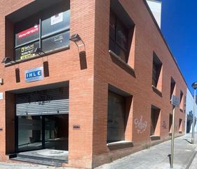 Local commercial  Carrer olerdola. Espectacular local esquinero