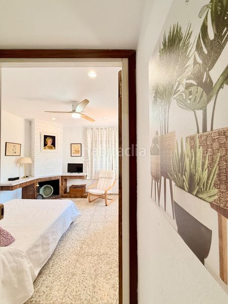 Foto a02d72c2-d161-458e-bb91-28d08b5e3500. Casa amb calefacció aparcament piscina a Calafell poble Calafell