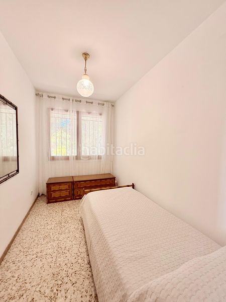 Foto b18b3c93-c377-45f1-8b66-19e30986fd7f. Casa amb calefacció aparcament piscina a Calafell poble Calafell