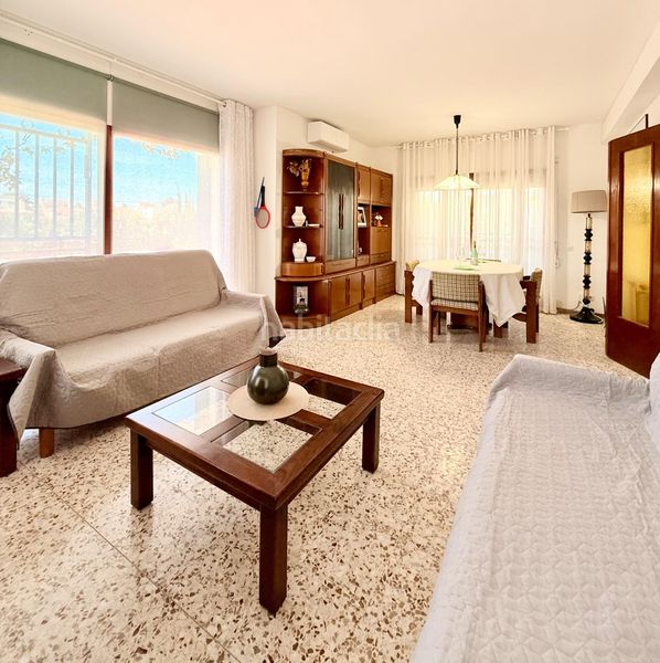 Foto ea1433a0-19c7-4ad0-9c64-3042beadd6a6. Casa amb calefacció aparcament piscina a Calafell poble Calafell