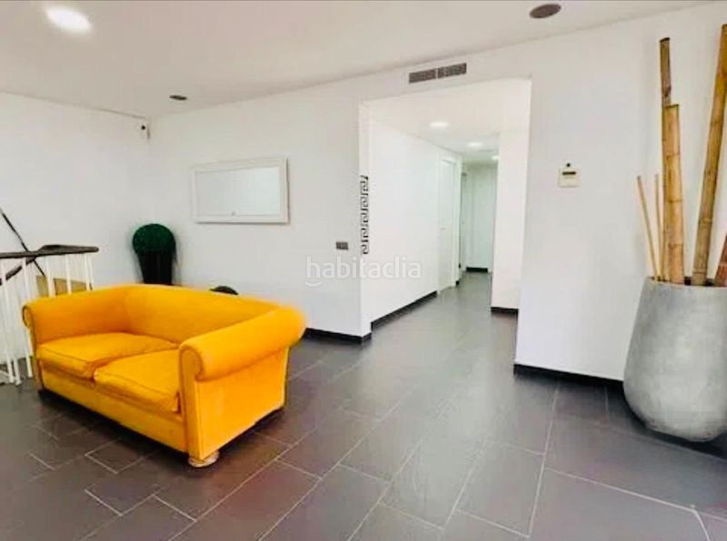 Foto 6b084a9a-dc47-4ea6-bb8a-92751edaf8e1. Chalet avec parking piscine dans Cunit residencial Cunit