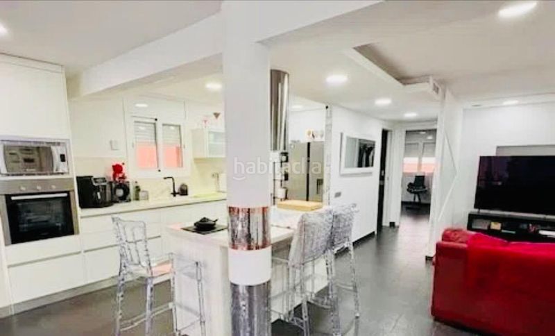 Foto e4c94ce9-da4b-4eaa-84b1-fec9157807b6. Chalet avec parking piscine dans Cunit residencial Cunit