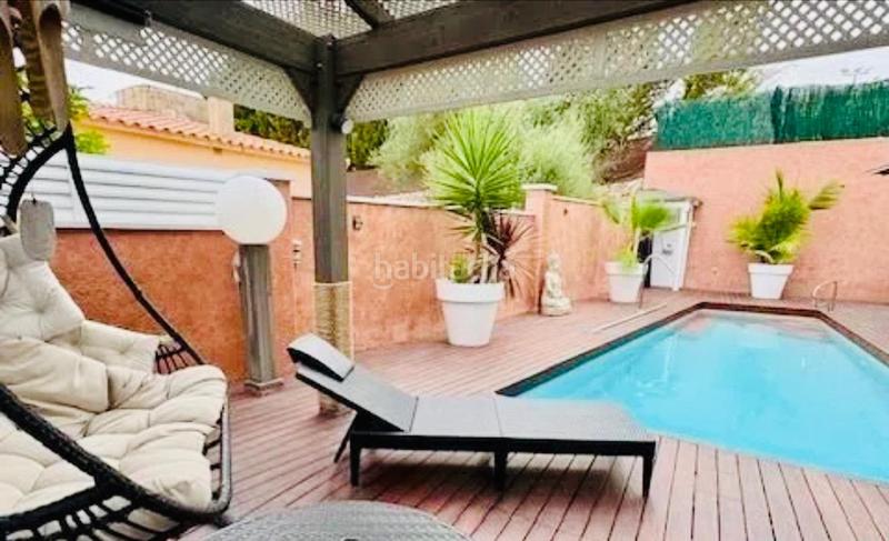 Foto 1084da68-bef7-4115-954c-bae6c5eaa2b2. Chalet con riscaldamento parcheggio piscina in Cunit residencial Cunit