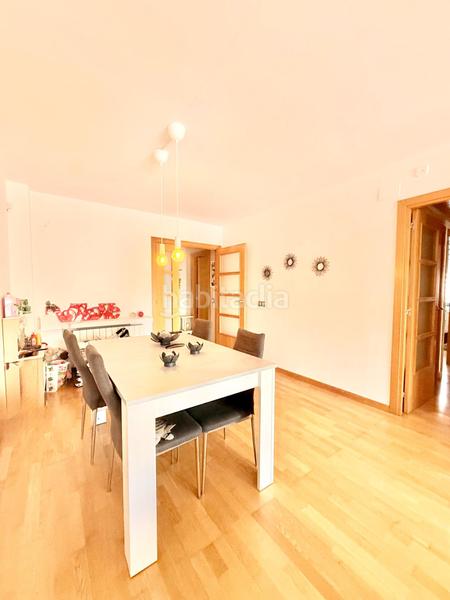 Foto 1e144308-42de-4958-a977-a38c7fa56449. Pis amb calefacció aparcament piscina a prat de Cunit Cunit