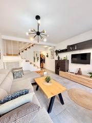 Casa a schiera  Avenida tarragona. Tu nuevo hogar en cunit diagonal te espera!, a solo 10 metros de