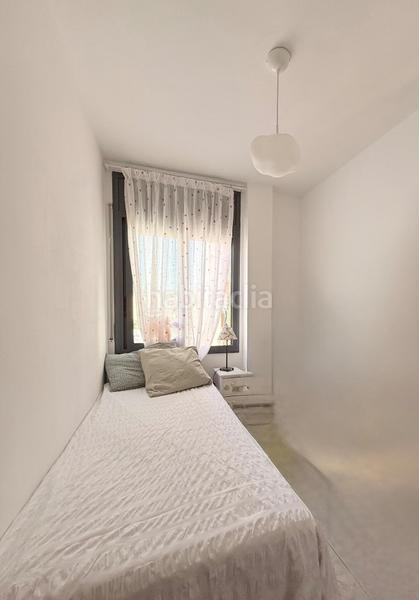 Foto 123271db-10d9-462d-b75e-7abb4bf87994. Appartamento con parcheggio piscina in Cunit residencial Cunit