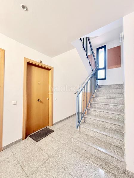 Foto 8df56f13-060a-4b63-9082-f370740100da. Appartamento con parcheggio piscina in Cunit residencial Cunit