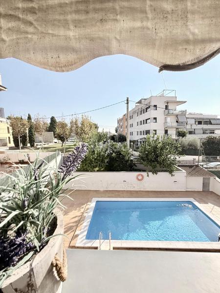 Foto cc4d28a3-4ea9-4adb-aa8e-38490df8edf2. Appartamento con parcheggio piscina in Cunit residencial Cunit