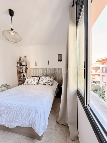 Foto e8b069b0-114a-47d0-984f-74aa42706f1b. Appartamento con parcheggio piscina in Cunit residencial Cunit