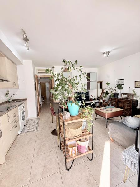 Foto fb4b6d5c-9f6b-4f2a-9628-f4239594d6b8. Appartamento con parcheggio piscina in Cunit residencial Cunit