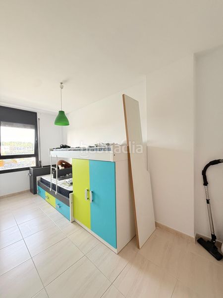 Foto 855693ea-8331-454b-bb8e-5fb69cfc3693. Àtic amb aparcament a Calafell poble Calafell