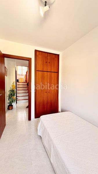 Foto a2028fb3-2b73-4d1e-8120-59a4601da374. Casa aparellada amb aparcament piscina a Cunit residencial Cunit