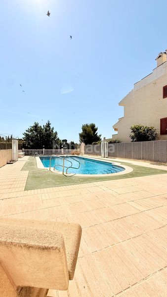 Foto e59284dc-2962-4b0b-94b6-bc1c5ee740a0. Casa aparellada amb aparcament piscina a Cunit residencial Cunit