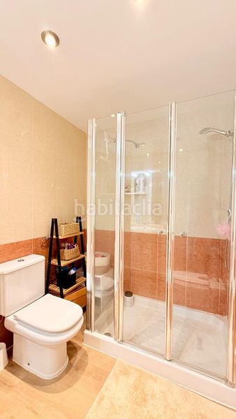 Foto ded7ba22-d193-45e6-9abe-30584f2a0261. Casa adossada amb calefacció aparcament a Cunit residencial Cunit