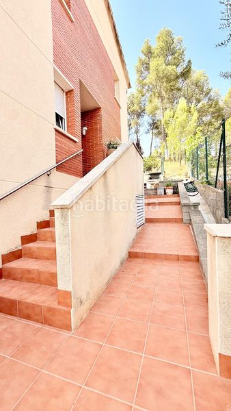 Foto 31838a66-4239-4b12-afb0-5c1c41312539. Casa aparellada amb calefacció aparcament a Mas romeu Calafell