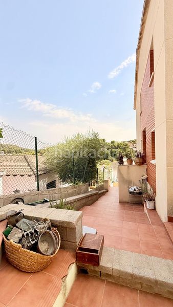 Foto 6edc8da1-7336-4fa3-8708-9dafb3b61852. Casa aparellada amb calefacció aparcament a Mas romeu Calafell
