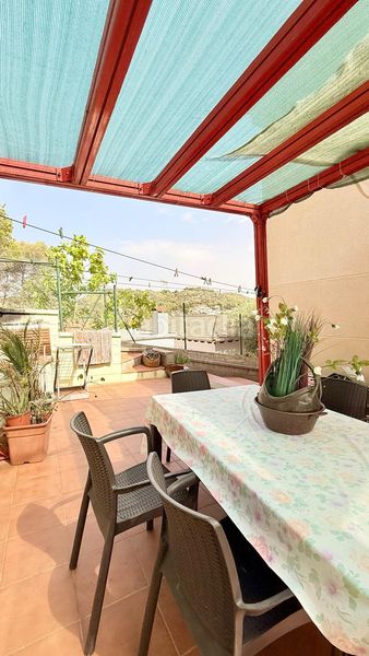 Foto 83ea4697-7224-4491-a8ce-99c2fdca7903. Casa aparellada amb calefacció aparcament a Mas romeu Calafell