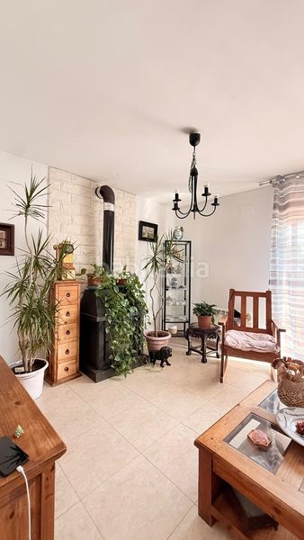 Foto ae4d0da0-f68a-4ff3-ab7c-37c6865cc150. Casa aparellada amb calefacció aparcament a Mas romeu Calafell