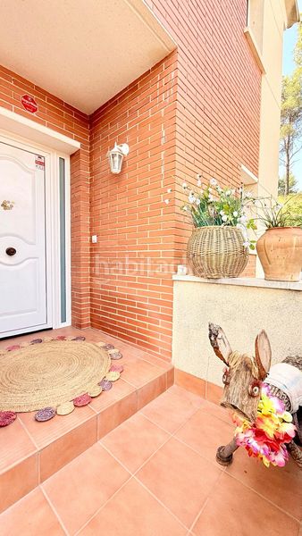 Foto e0e13701-609d-4f88-b110-c3027f95d716. Casa aparellada amb calefacció aparcament a Mas romeu Calafell