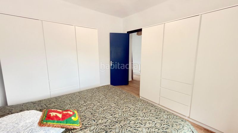 Foto f71620f2-e405-4e03-b0a6-cf75065bcc32. Haus mit heizung parking in Nucli Antic Cunit