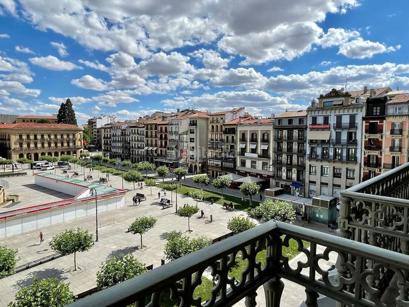 Foto 07c2b01b-b920-4d19-80a1-6b569a0403d4. Location appartement avec chauffage parking dans Casco Antiguo Pamplona / Iruña