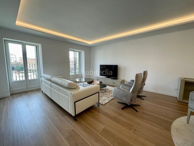 Foto c4c2006c-e8f5-4580-bf27-fb1dca1c62e7. Alquiler piso en Casco Antiguo Pamplona / Iruña