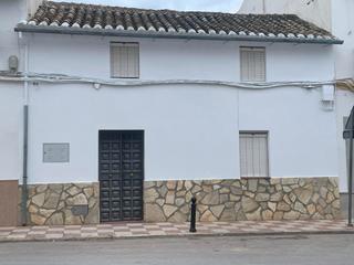 Maison  Calle juan carlos i. Casa en antequera.