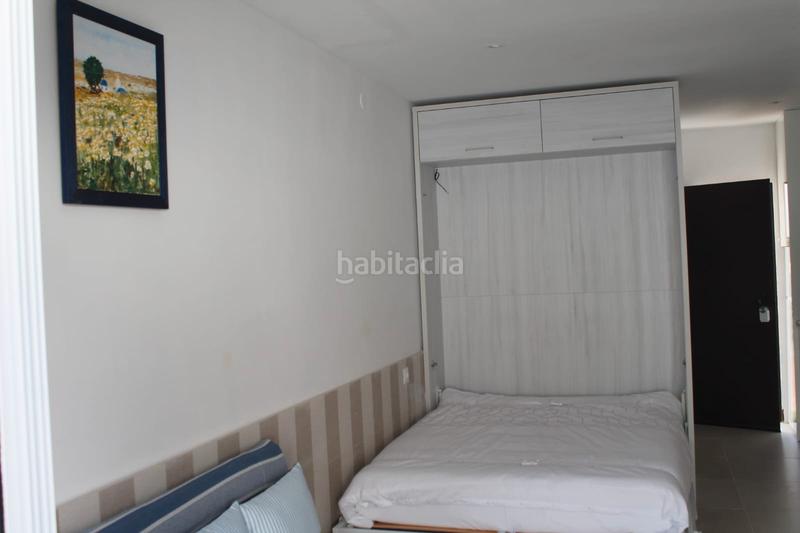 Foto c80943d6-1029-4e7d-ac02-a84dd5415e34. Alquiler estudio  reformado con parking! en Estepona