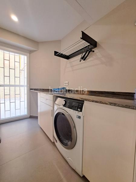 Foto 6981d168-9c6d-4cfc-a769-909a22cacc98. Alquiler piso  en el centro . corte inglés! en Málaga