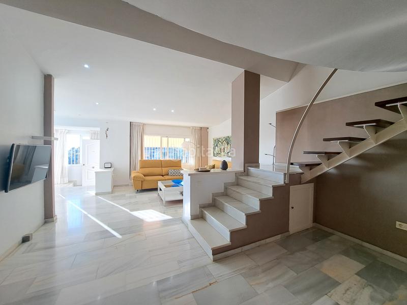 Foto 4e2a5ef9-64ac-46e0-9723-e94cbe0c3bd0. Alquiler piso vivienda exclusiva en El Candado en Málaga