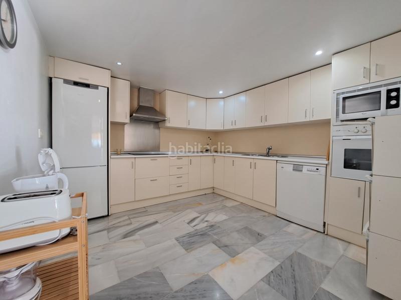 Foto d20cd52b-2f08-44ca-b268-3a50dceec577. Alquiler piso vivienda exclusiva en El Candado en Málaga