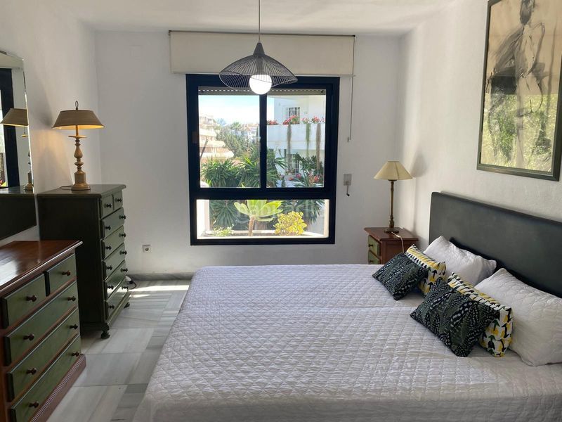 Foto f29a150a-529a-4ec6-a40a-a5ba7aa1e3bc. Rent flat in Nueva Andalucía centro Marbella