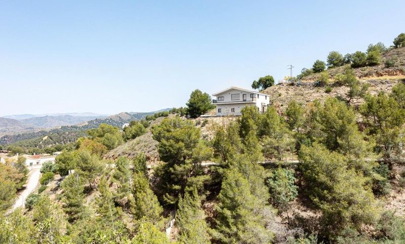 Foto e3b29032-8d14-481e-abbf-0fdcd0d2b572. Casa a alegría de la huerta- jardín de Málaga Málaga