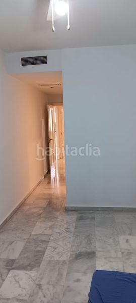 Foto c01d5d1c-7666-4c66-86d4-1648696c3245. Pis a Torreblanca del Sol Fuengirola