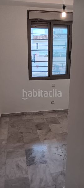 Foto f18434e6-16b6-4da0-9bb8-bfa111787235. Pis a Torreblanca del Sol Fuengirola