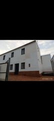 Rent House  Calle urbanización miralmonte. Casa en viña borrego, coín. málaga