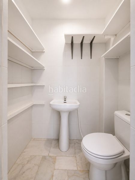 Foto c57afe31-4952-4548-9e51-cc78c9ab3bae. Local comercial local . gran oportunidad! en Centro ciudad Fuengirola