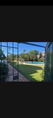 Chalet  Urbanizacion marina de casares. Chalet adosado en urbanización marina de casares.