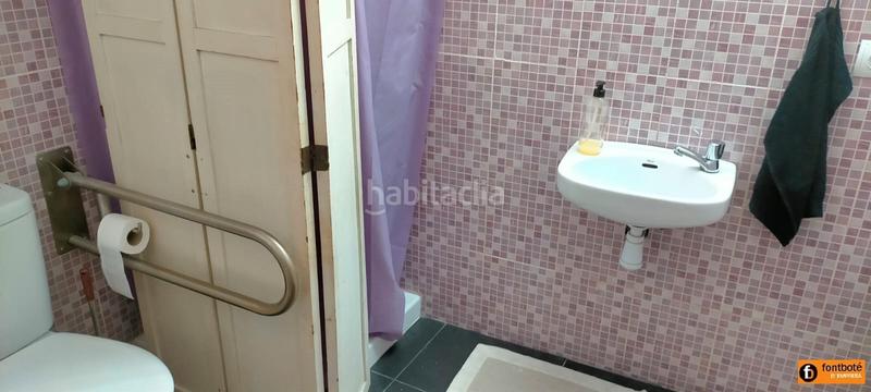 Foto 73b62ad2-6acf-4972-8d88-ffa2ad4a1c8a. Alquiler local comercial local per llogar en ple Centre , en Reus