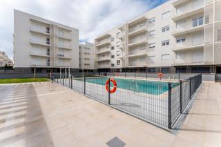 Miete Etagenwohnung in Calle rosa chacel 6