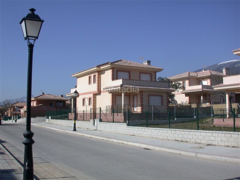 Foto 15ab84ee-d49f-4ffe-9e65-877139dd34ca. Casa 158m<sup>2</sup> en calle pablo neruda 6 en Miraflores de la Sierra