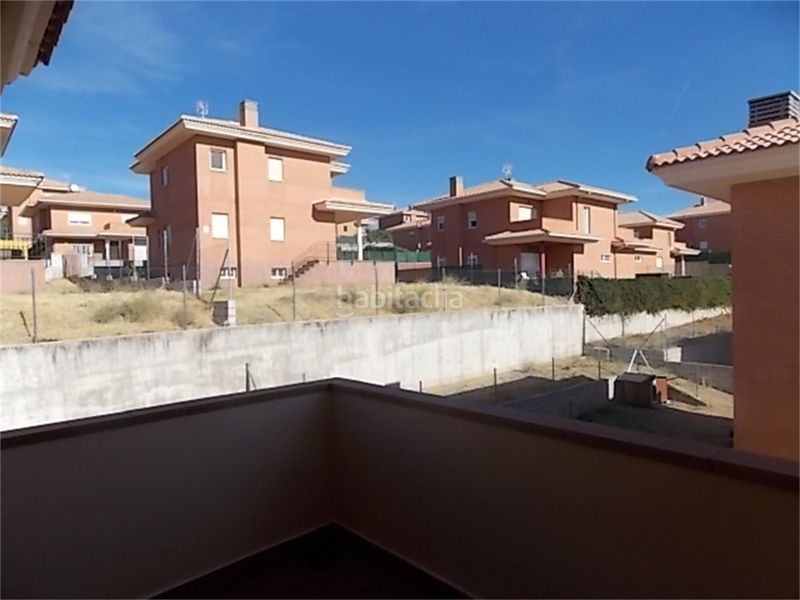 Foto b3023b7d-a844-480b-a0c5-e76d7a9d4d23. Casa 158m<sup>2</sup> en calle pablo neruda 6 en Miraflores de la Sierra