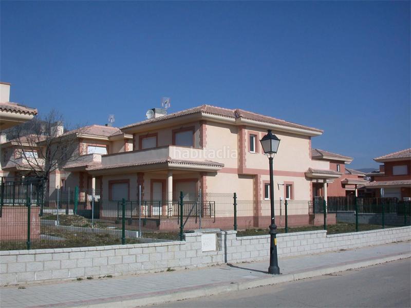 Foto 3b1702fc-d261-4b82-bc72-87fb7e17a78f. Location maison 158m<sup>2</sup> dans calle miguel hernandez 5 dans Miraflores de la Sierra