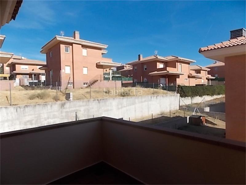 Foto 7aedc2cf-cd58-4bb2-8e28-af0ec7b7fea0. Location maison 158m<sup>2</sup> dans calle miguel hernandez 5 dans Miraflores de la Sierra