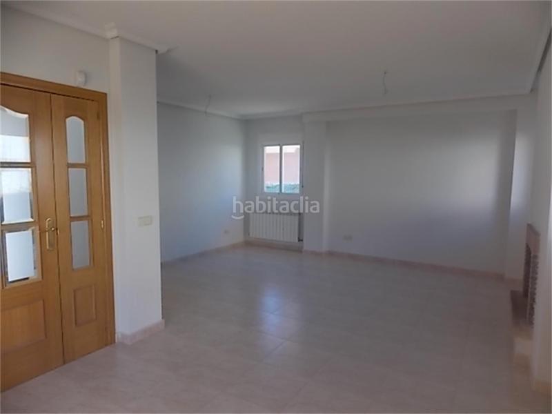 Foto c4bc83d3-c5c4-464a-b061-2ecb0adb0bdb. Location maison 158m<sup>2</sup> dans calle miguel hernandez 5 dans Miraflores de la Sierra