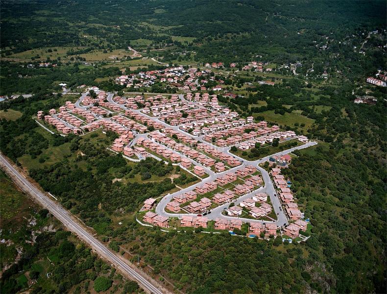 Foto 1546d1c8-8559-4ee9-9659-a1593f83d515. Promotion URBANIZACIÓN PARQUE MIRAFLORES dans Miraflores de la Sierra. Logements de biens neufs