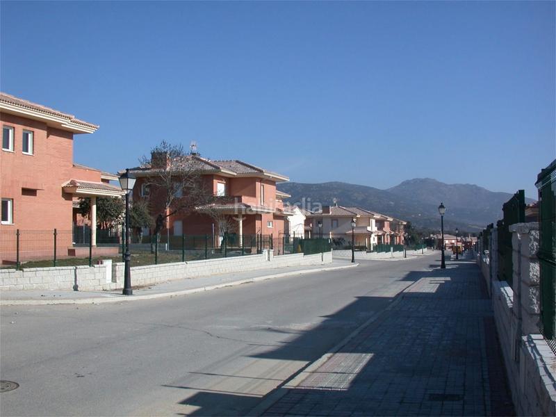 Foto f029a0a7-c34f-4aaa-bcfb-8182653536fb. Promotion URBANIZACIÓN PARQUE MIRAFLORES dans Miraflores de la Sierra. Logements de biens neufs