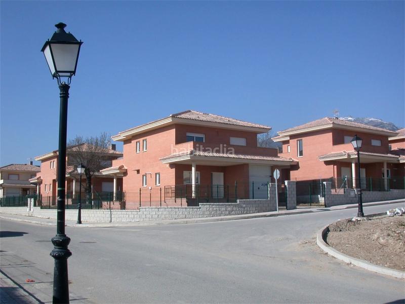 Foto 63d335de-2d18-45ff-b4e2-02b8da2c577d. Haus 243m<sup>2</sup> in calle miguel hernandez 5 in Miraflores de la Sierra