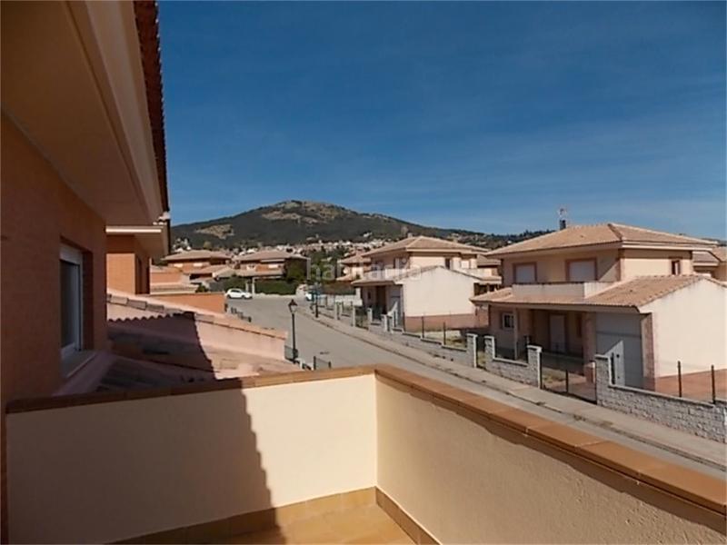 Foto a4be723a-ba28-4b38-8585-b8de08cdfd3a. Miete haus 174m<sup>2</sup> in calle miguel hernandez 5 in Miraflores de la Sierra