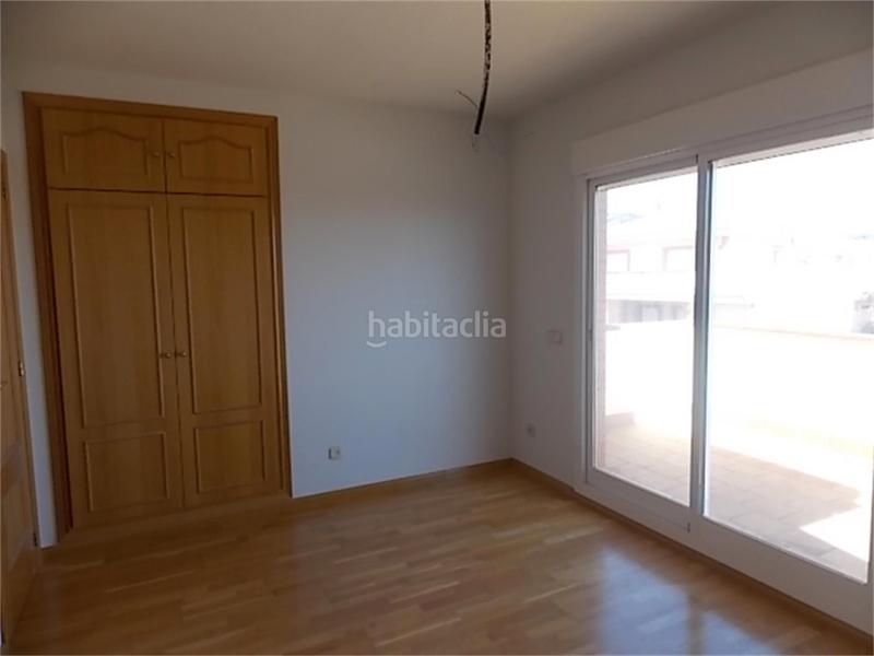 Foto c3a10730-b681-46fe-b7cb-5895675aa420. Miete haus 174m<sup>2</sup> in calle miguel hernandez 5 in Miraflores de la Sierra